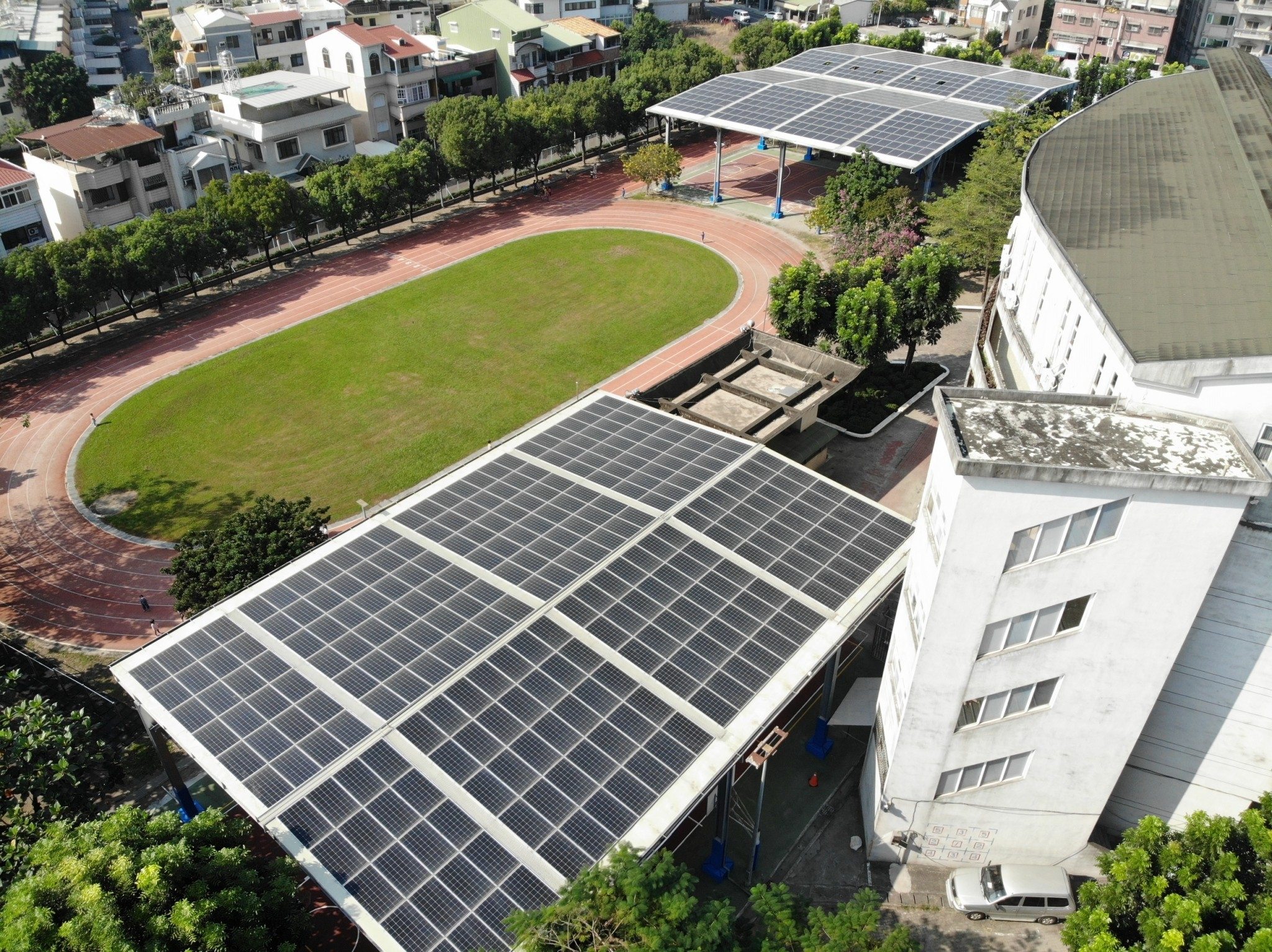 南部風雨球場電站
