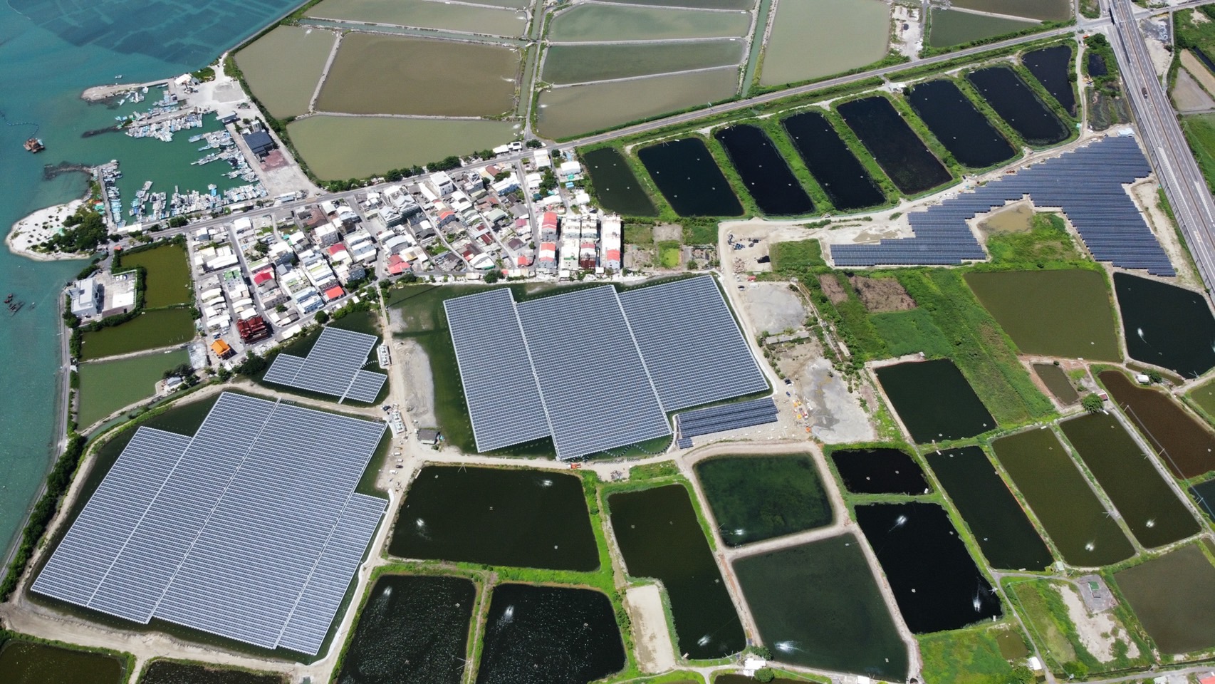 台南學甲一期暨二期電站